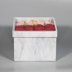 chegam novas caixa de flores de acrílico em mármore 