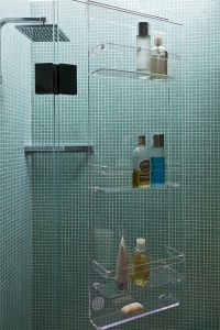 Prateleira de suspensão de acrílico transparente alta moderna personalizada do chuveiro do banheiro 