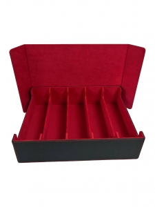 Caixa de armazenamento de cartas TCG em couro PU com 5 compartimentos e forro vermelho.