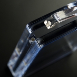 Melhor fabricante de estojos magnéticos de acrílico para placas PSA/CGC/BGS | YAGELI 