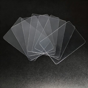Protetores de cartas com cantos arredondados 
