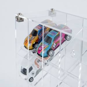 Vitrine expositora de acrílico montável com 4 níveis para carrinhos em miniatura com base preta 